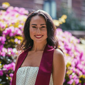 Meet your Posher, Julia